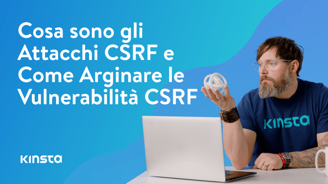 Mike seduto accanto al suo portatile, pronto per la lezione